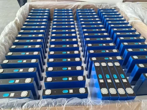 48V बैटरी के लिए कितने LiFePO4 सेल की आवश्यकता होती है?